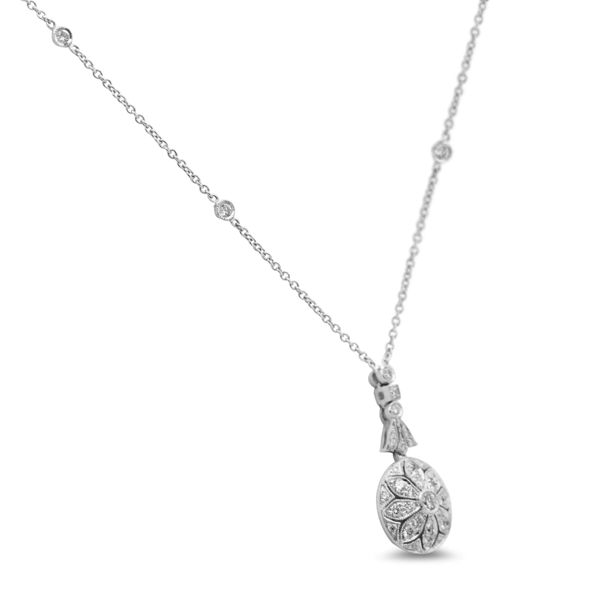 18ct White Gold Diamond Drop Necklace 18"