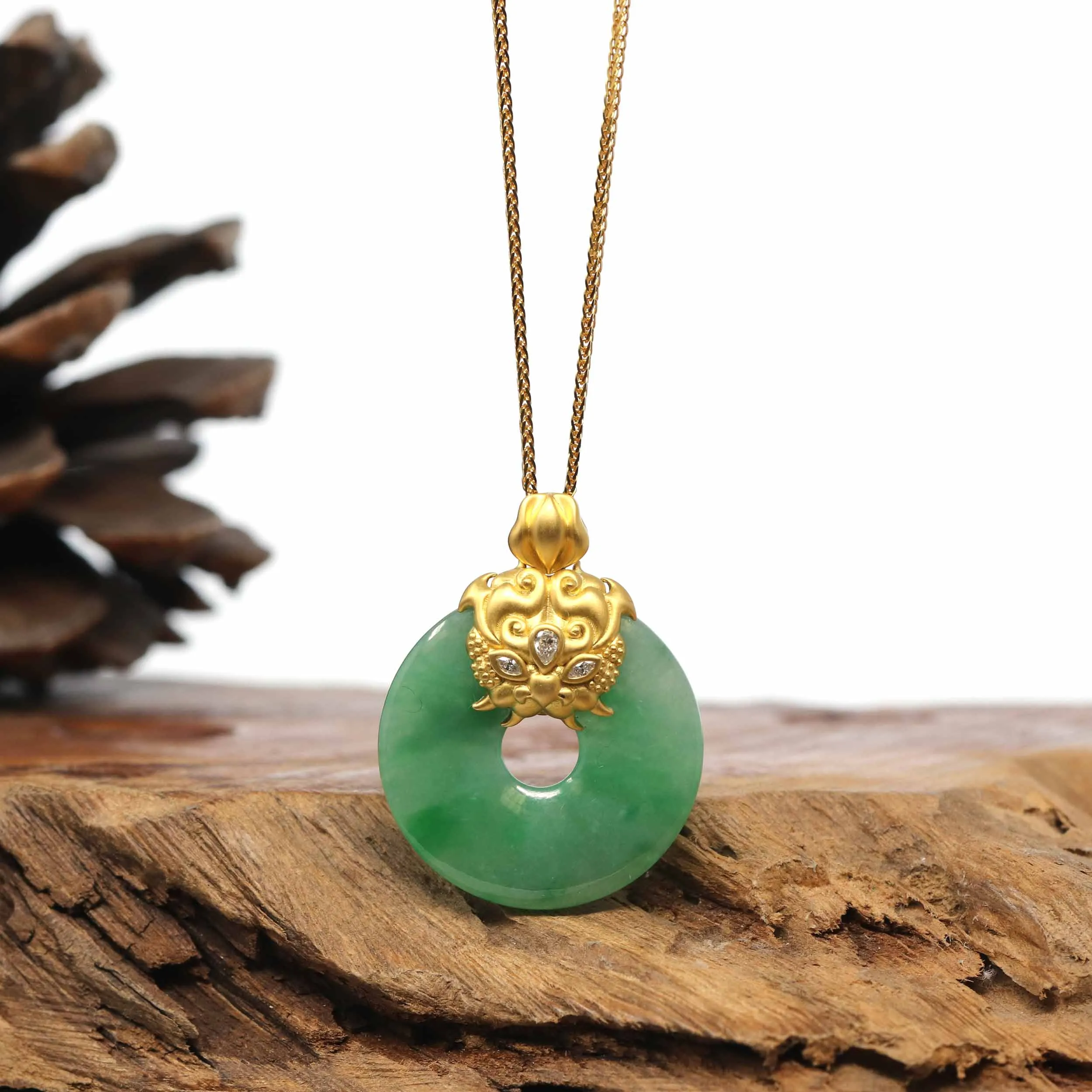 18K Yellow Gold "Good Luck Button" Necklace Forest Green Jadeite Jade Pendant Necklace