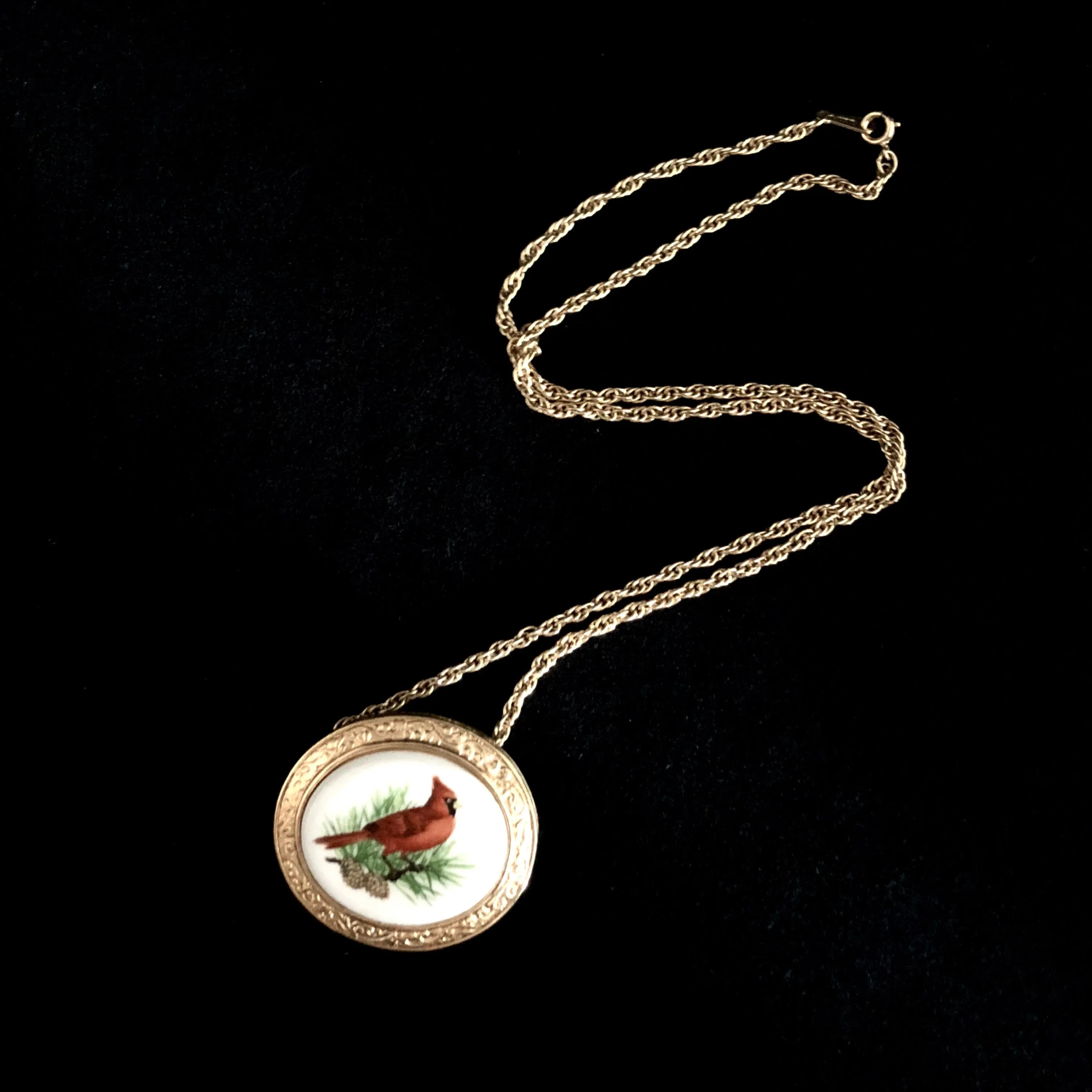 1982 Avon Birds of Nature Necklace/Brooch, Winter