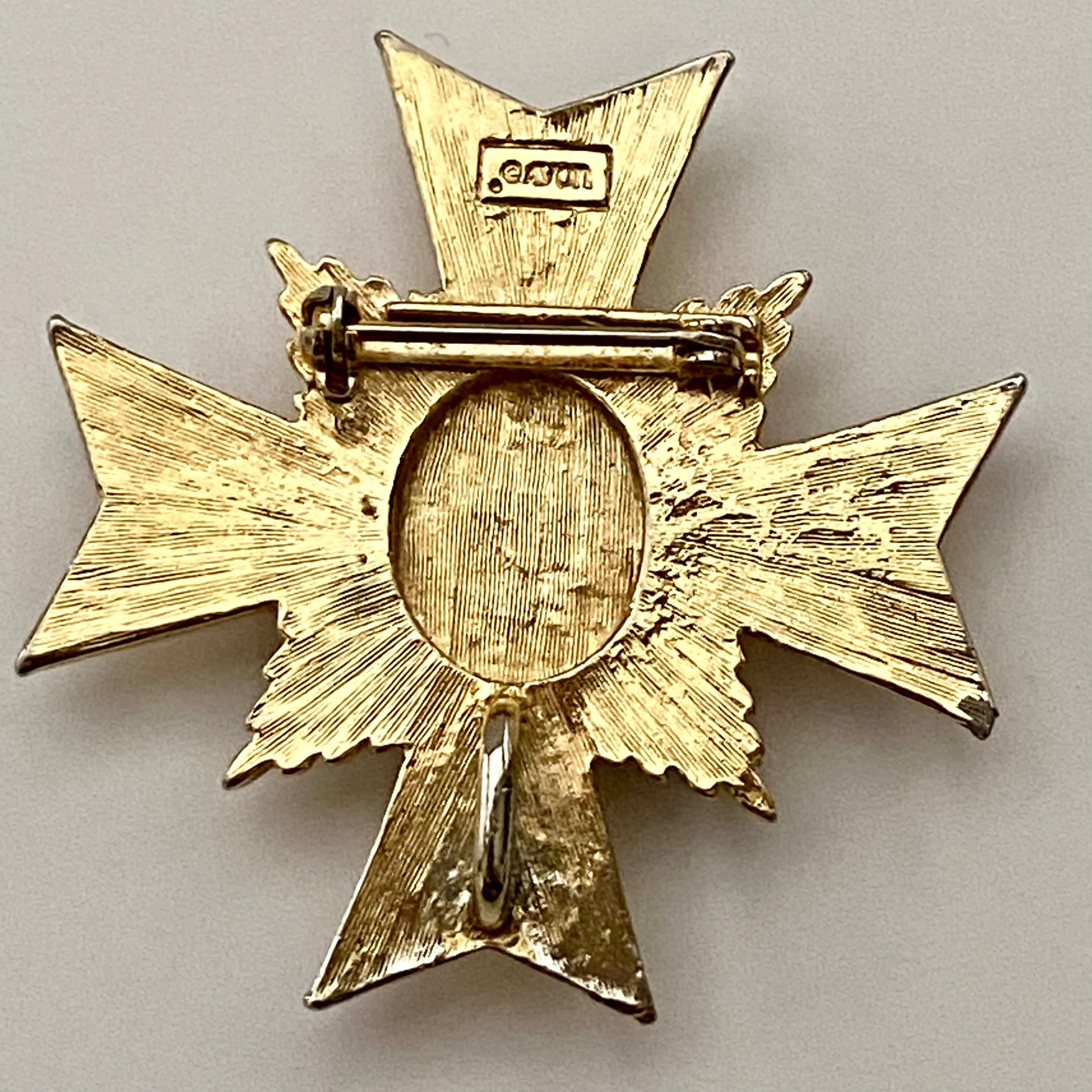 1983 Avon Allegro Brooch