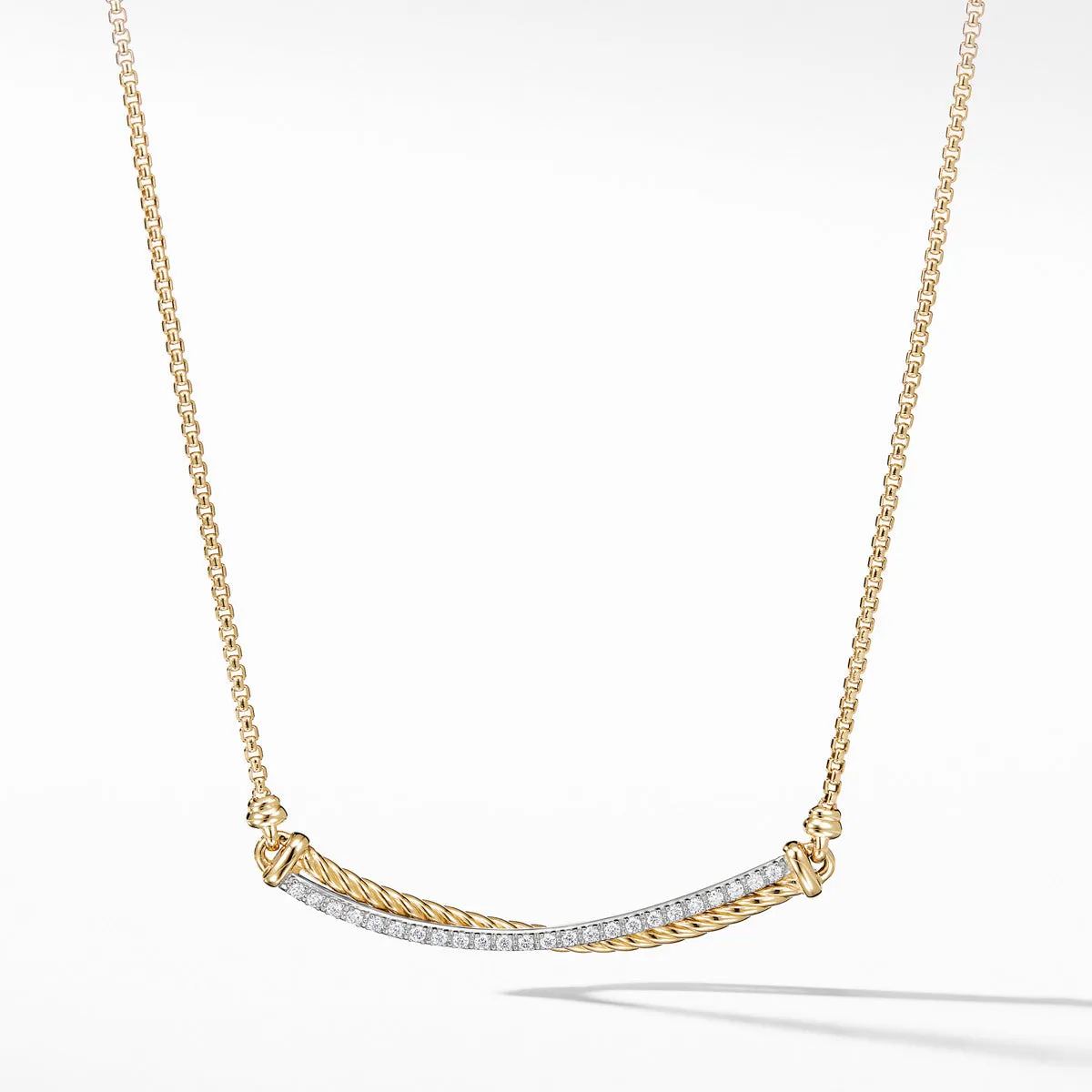 Crossover Bar Necklace in 18K Gold with Diamonds