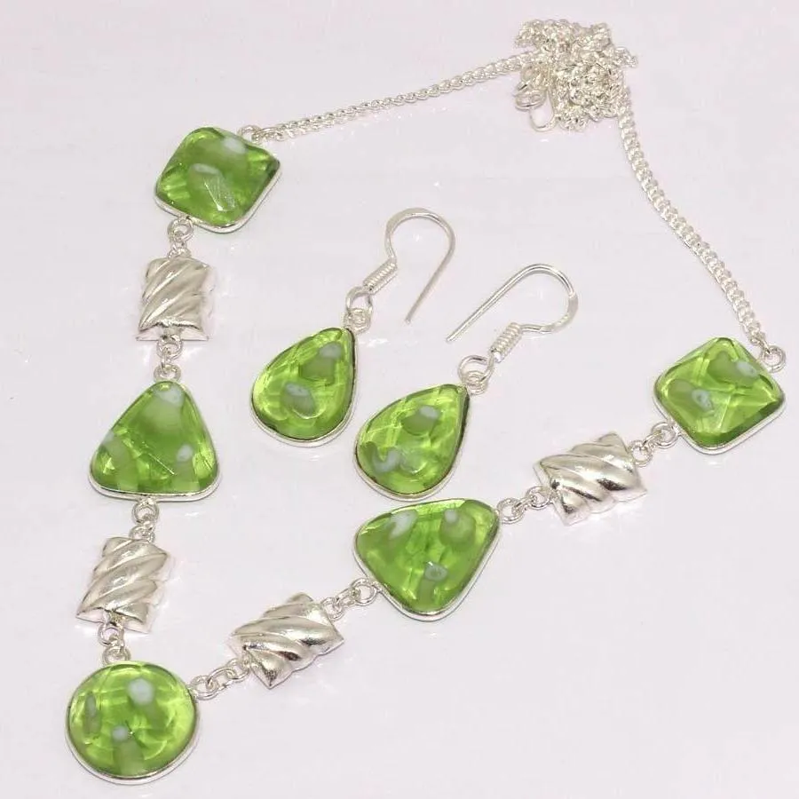 Handmade Green Fancy Glass Stones Silver Plated Necklace & Earring Set