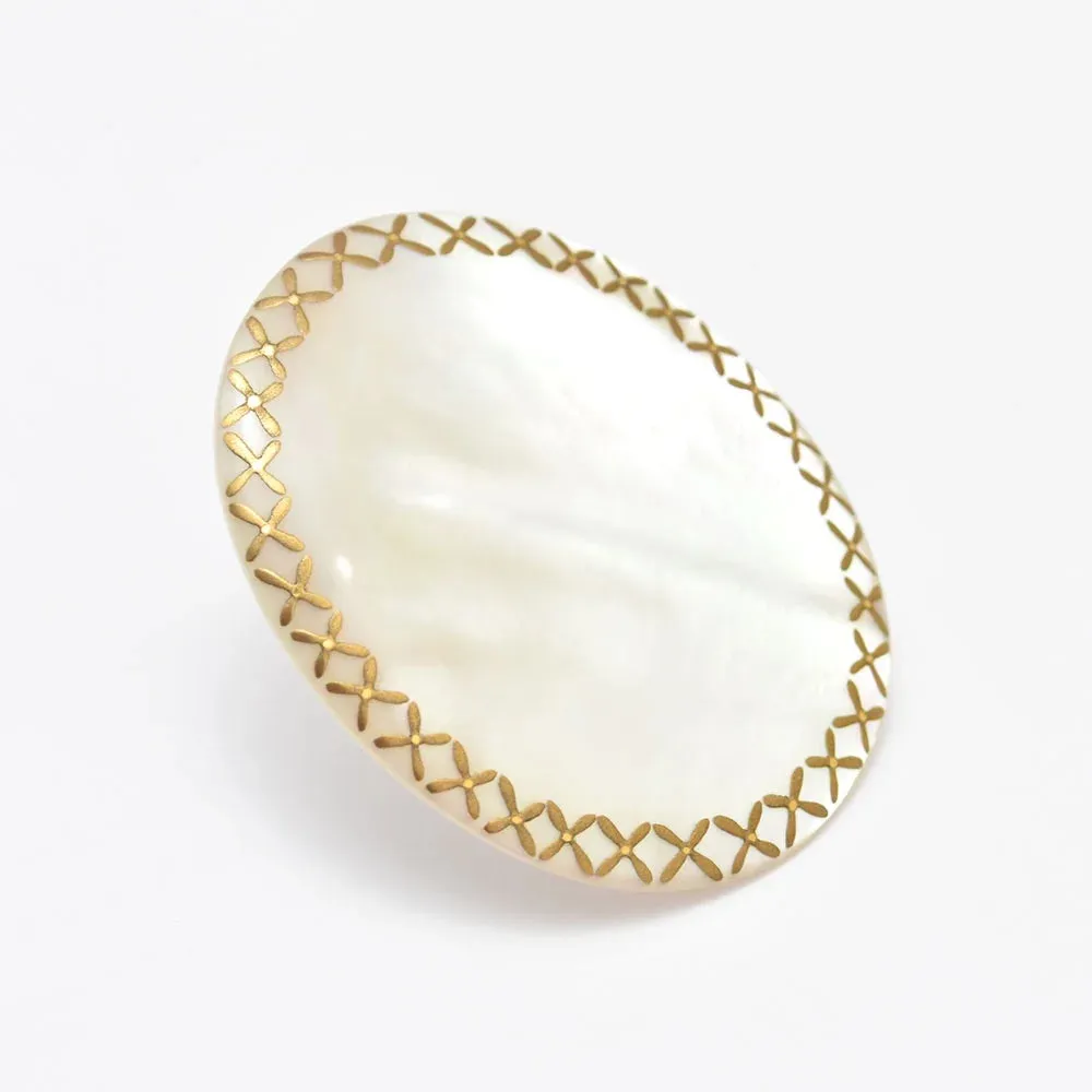 Maki-e Urushi Lacquer Brooch - White South Sea Pearl Shell / Frame Design  -, Traditional Japanese Urushi Lacquer Jewelry