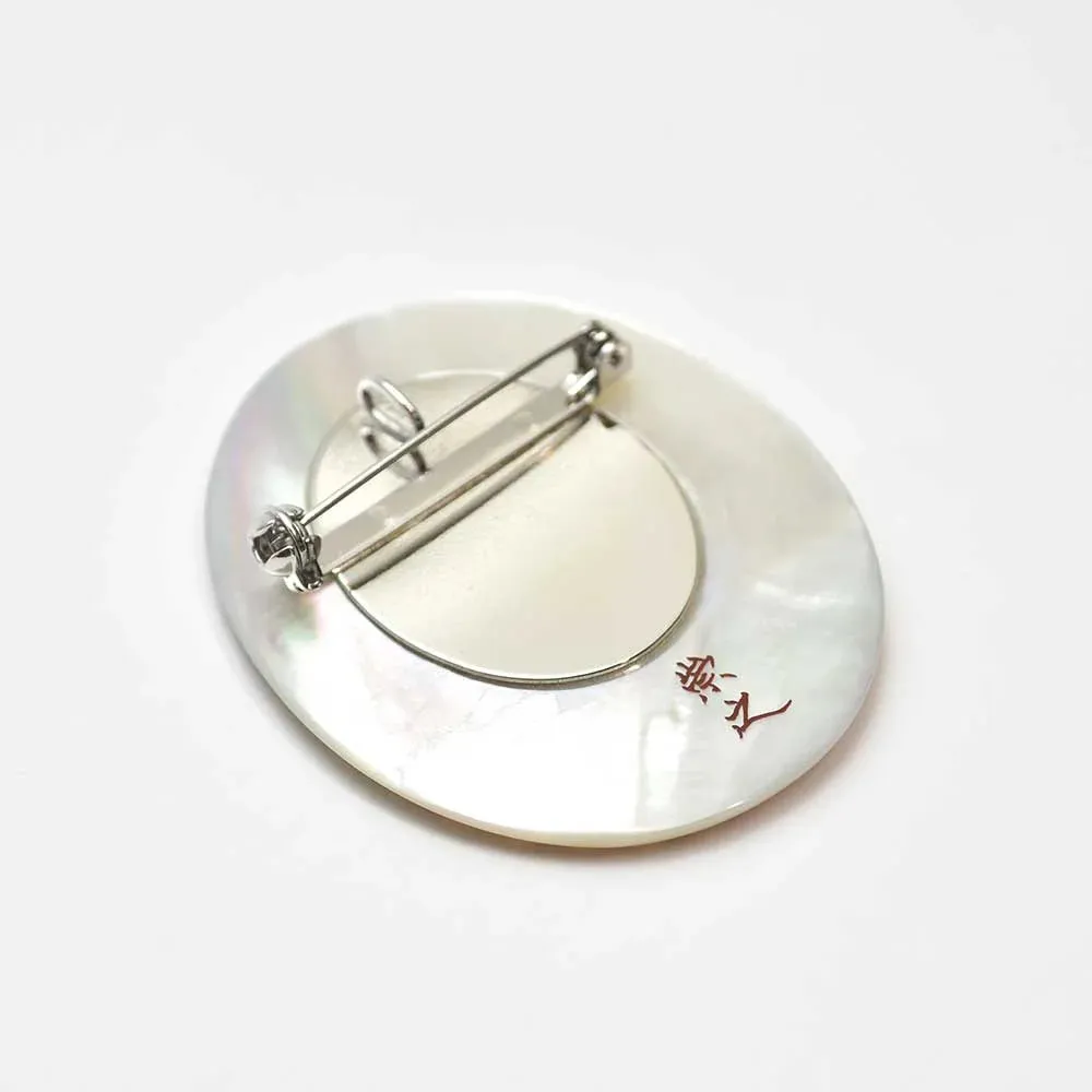 Maki-e Urushi Lacquer Brooch - White South Sea Pearl Shell / Frame Design  -, Traditional Japanese Urushi Lacquer Jewelry