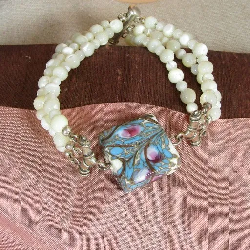 Mother of Pearl and Handmade Venetian Glass Bracelet