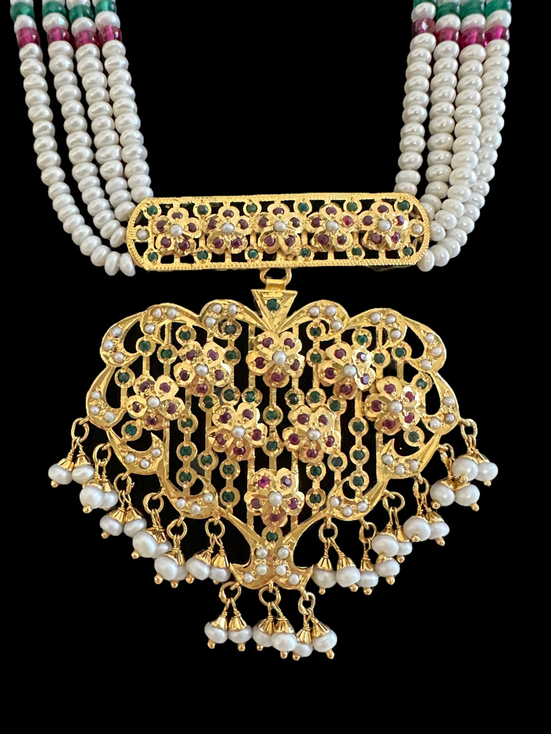 Rani haar in ruby emerald with fresh water pearls - gold plated silver ( READY TO SHIP )