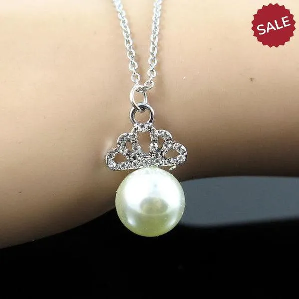 Round Pearl (Faux) & Rhinestones Silver Tone Necklace 18"