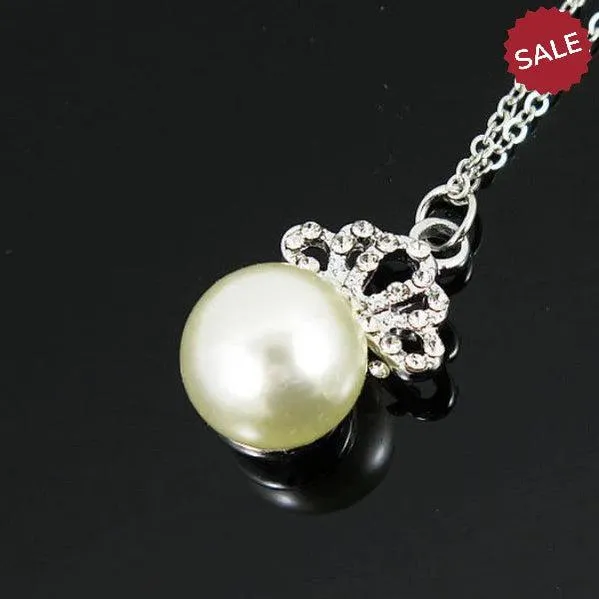 Round Pearl (Faux) & Rhinestones Silver Tone Necklace 18"