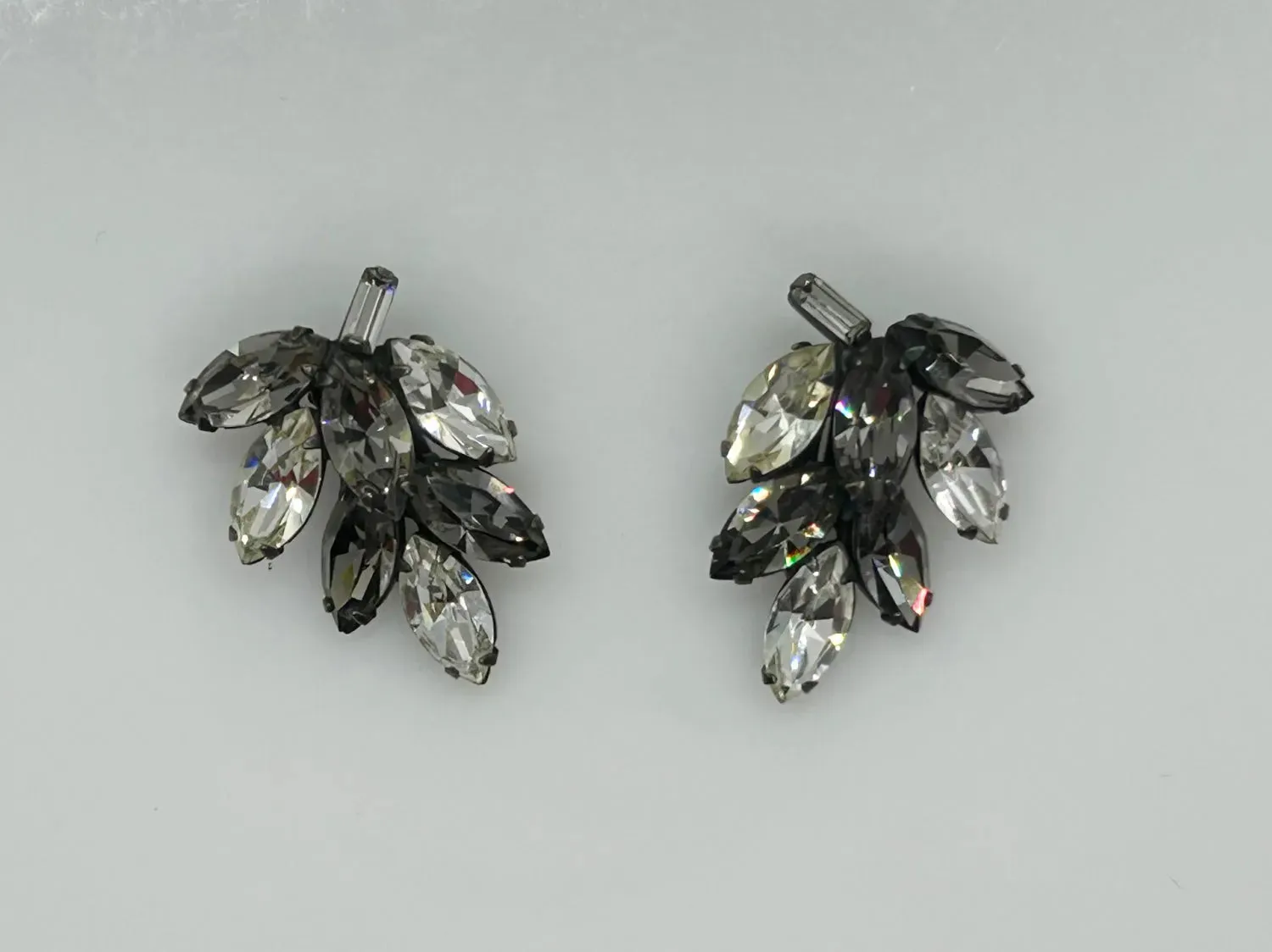 Sparkling Gray and White Vintage Rhinestone Brooch and Earrings