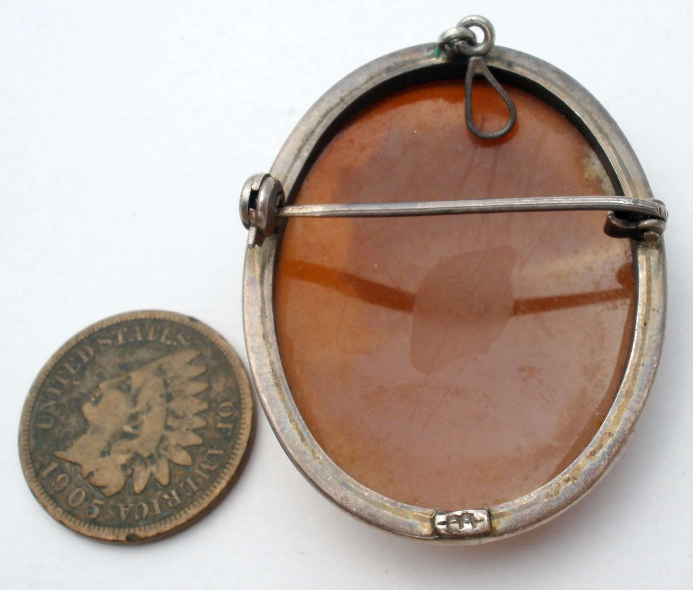 Victorian Hand Carved Cameo Pendant Brooch