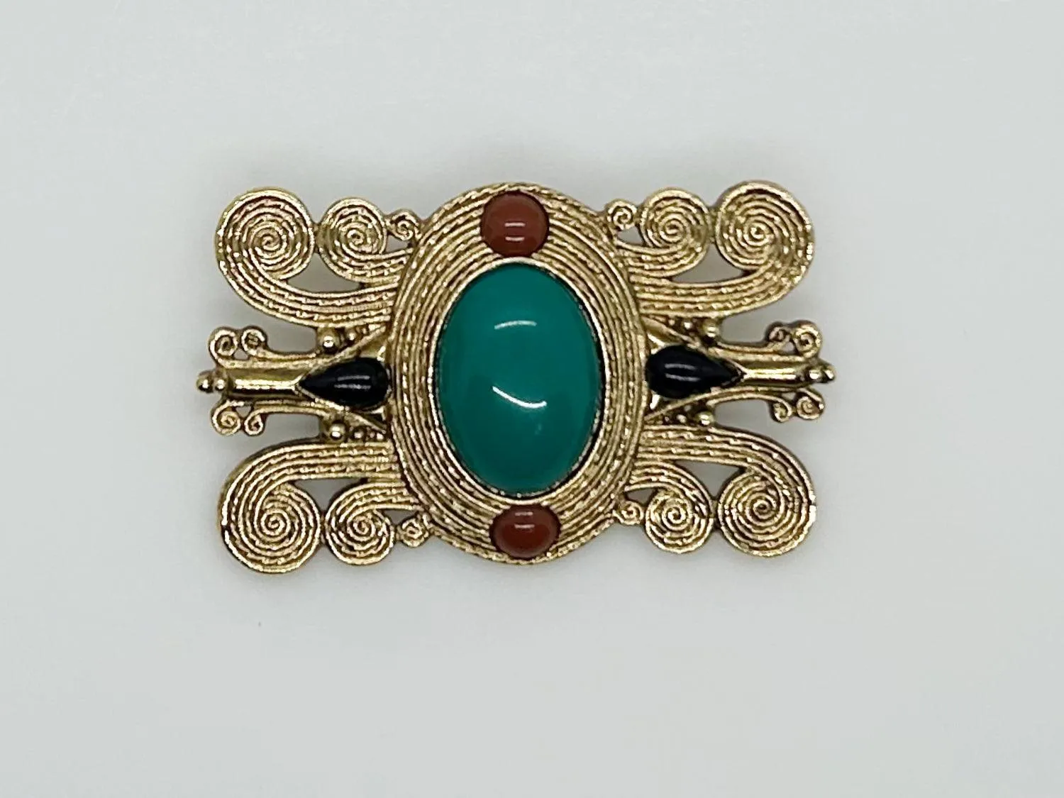 Vintage Etruscan Style Brooch with Green Oval Cabochon