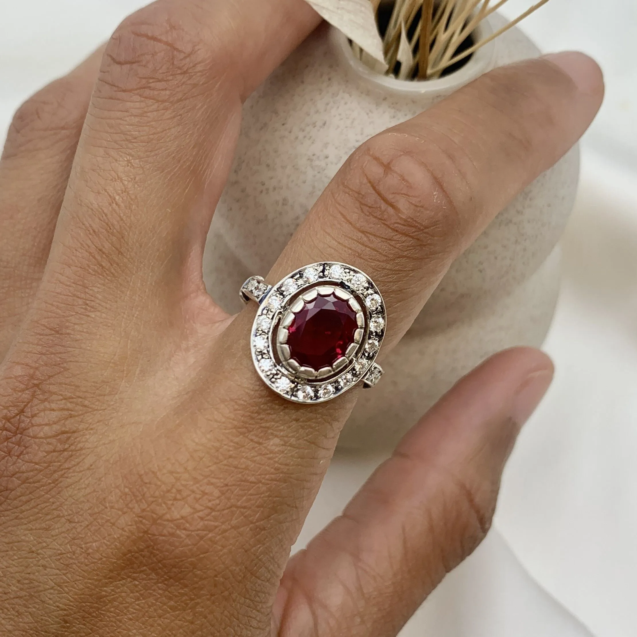 Vintage Ruby Ring - Red Ova Ring - Classic Ruby Ring