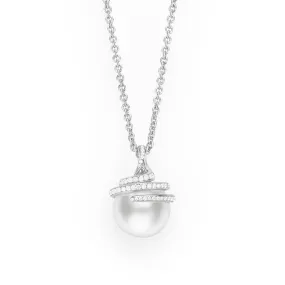 White South Sea Pearl Diamond Pendant Necklace